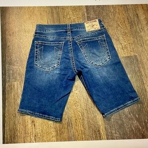 Size 32 - True religion RICKY